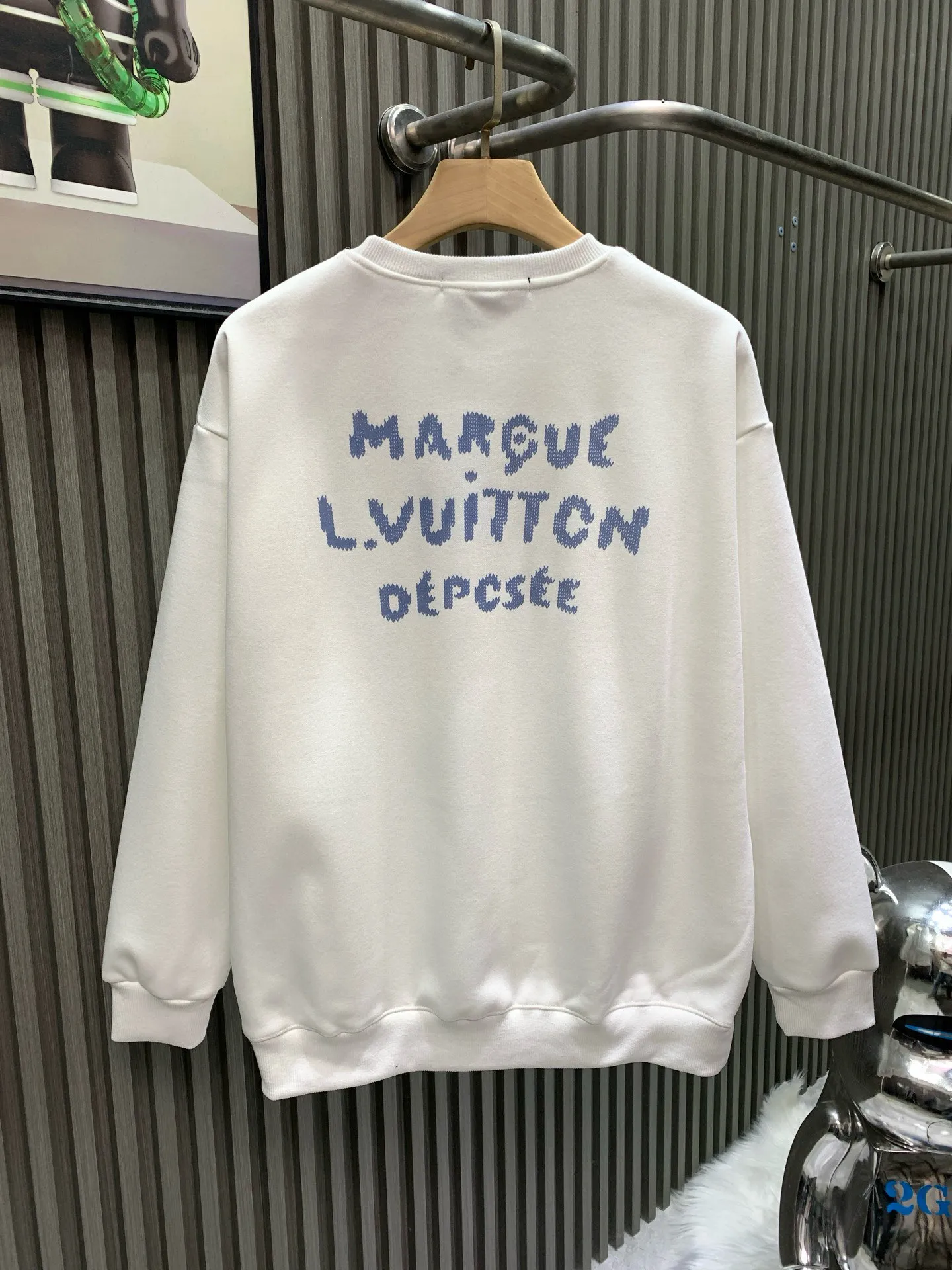 🅿️250 white